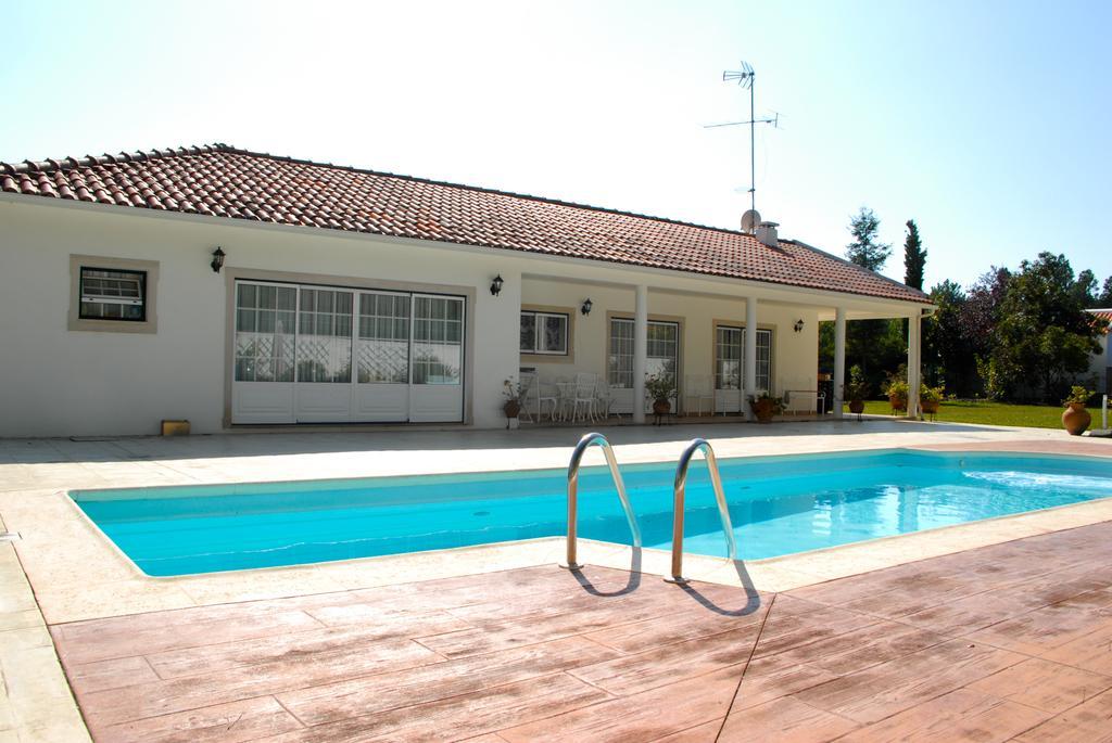 Casa Da Nelita Villa Sao Martinho do Porto Bilik gambar