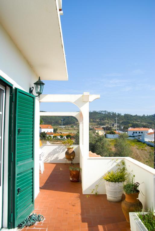 Casa Da Nelita Villa Sao Martinho do Porto Bilik gambar
