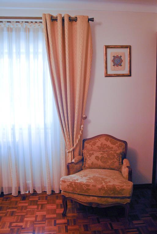 Casa Da Nelita Villa Sao Martinho do Porto Bilik gambar