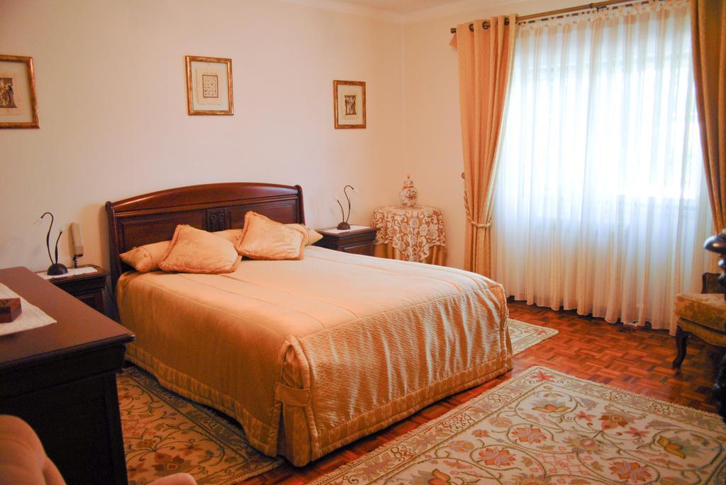 Casa Da Nelita Villa Sao Martinho do Porto Bilik gambar